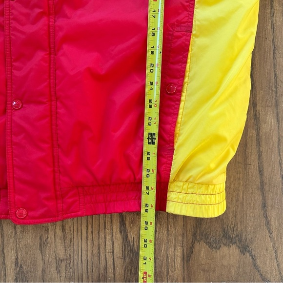 Vintage 90s Kansas City Chiefs Puffer Coat Jacket Pro Line XL Red, Yellow - Picture 15 of 15